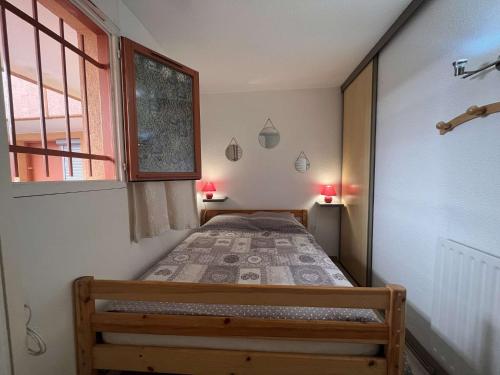 SR040-A22 Appt Studio cabine 4 personnes ST RAPHAEL