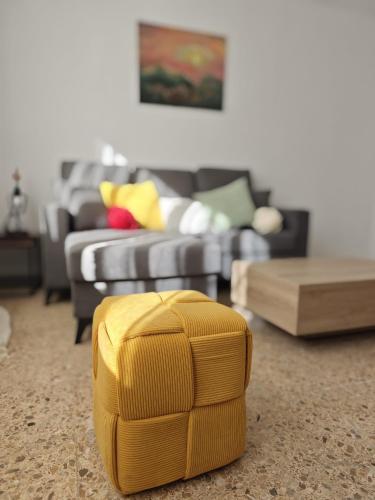 Oleskelutila majoituspaikassa SeaSuites Yellow - Loft cerca del mar en Cullera
