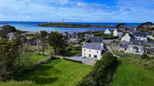 Maison néo bretonne rénovée à 2mn à pied d'une jolie plage
