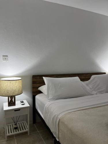Llit o llits en una habitació de Chateau Kaiso