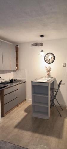 Apartmens 1-st line Cannes Beach