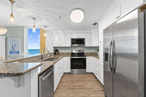 16th-Floor Corner Condo at Majestic Beach Resort w/ Panoramic Gulf Views photo 16