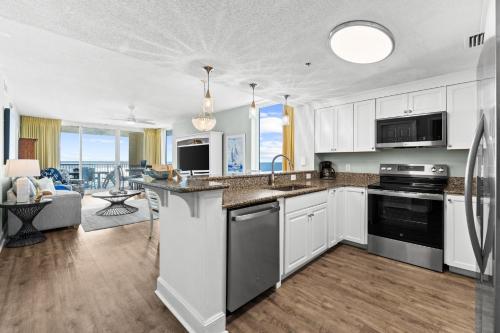 16th-Floor Corner Condo at Majestic Beach Resort w/ Panoramic Gulf Views photo 19