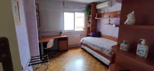 Bright and cozy penthouse 8' from Calle Larios