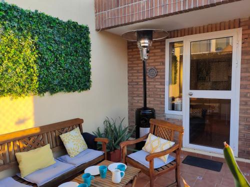 Bright and cozy penthouse 8' from Calle Larios