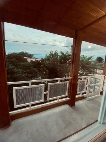 a balcony with a view of the ocean at Cabaña Valle de Montañas in Tinogasta