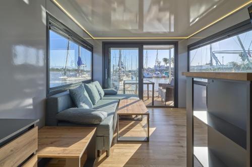 The Boathouse Company - Casa flotante experience - Real Club Náutico, El Puerto de Santa María