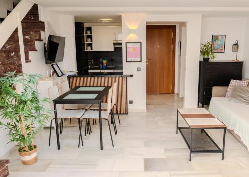 Skol 919A sea views 2 bedrooms Duplex