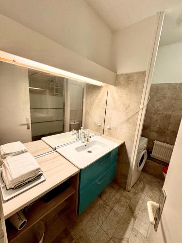 Le Berri Chic Studio-Steps from Champs-Élysées