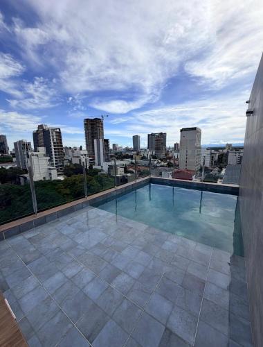 Piscina a Equipe o a prop