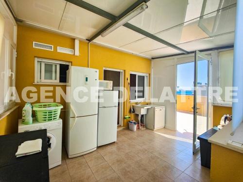 Penthouse 4 Chambres, Piscine & Parking, Plage