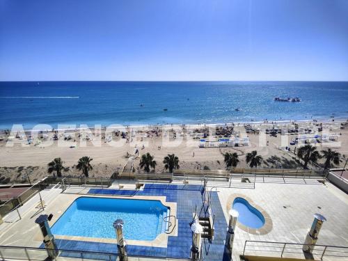 Penthouse 4 Chambres, Piscine & Parking, Plage