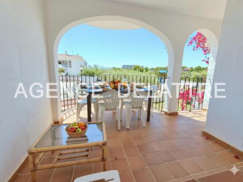 Appartement 2 Chambres avec Piscine à Peniscola