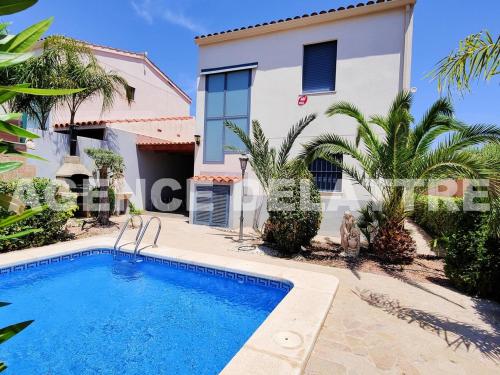 Villa con Piscina Privada y WIFI, 3 Habitaciones en Peñíscola - ES-389-19