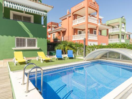 Grande villa 4 chambres, piscine privée, climatisation, WiFi