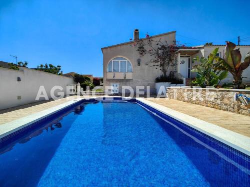 Villa privée avec piscine et terrasse - 3 chambres