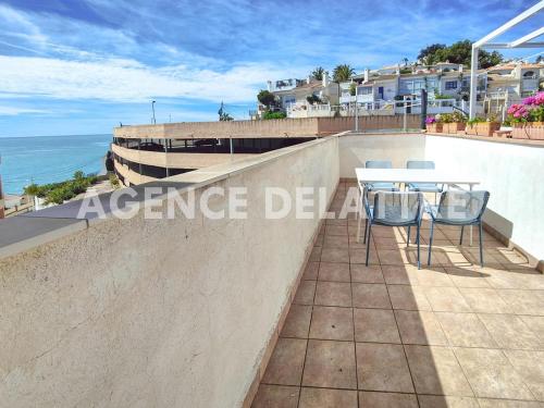 Penthouse avec Terrasse à 150m de la Plage