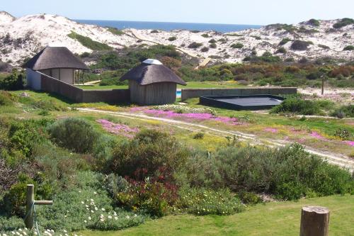 Gallery image of Draaihoek Lodge & Restaurant in Elands Bay