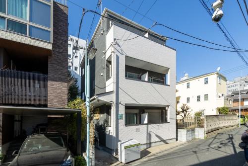 The House IKEBUKURO 301