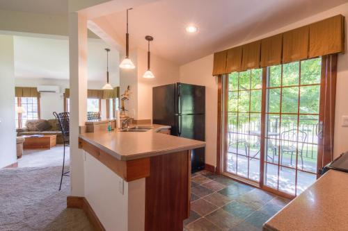 The lobby or reception area at Winwood Inn & Condominiums