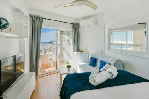 Estudio Nefeli Primera linea playa Amazing views