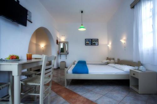 Maragas Beach Naxos Camping