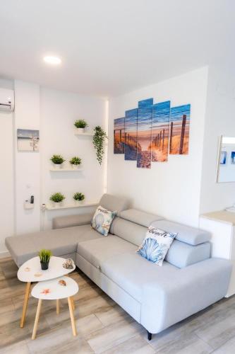 Enjoy La Carihuela Beach at 4 Min.Terrace & Pool.