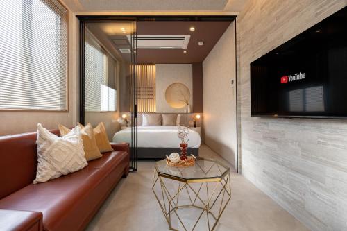 Bijou Suites Uka
