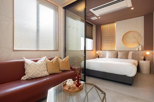 Bijou Suites Uka