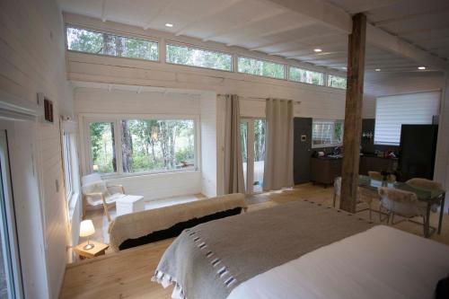 Una habitación en Mareas Ralun Lodge