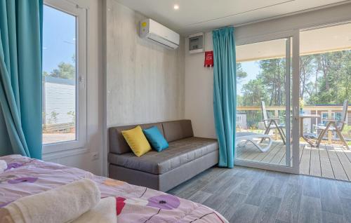 Lovely Stacaravan In Vabriga