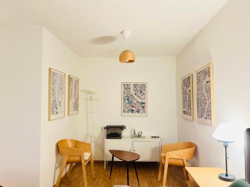In Swiss Home - Barfüsserplatz BAR street Apartment