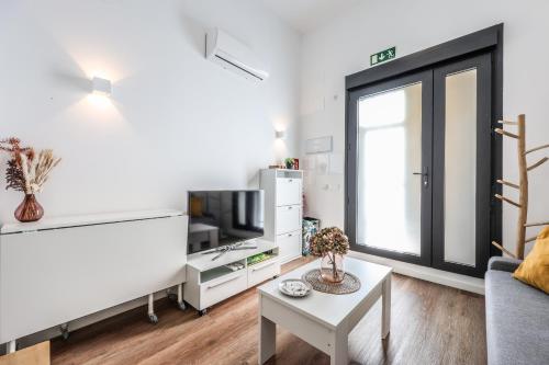 Urban Loft with Character - Puerta de Toledo
