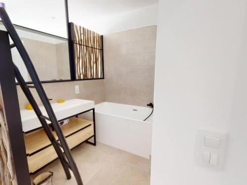Preciosa casa Roses con piscina cerca playa AV 90