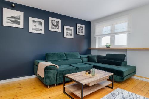 Szczecin Modern Space Apartment by BookingHost