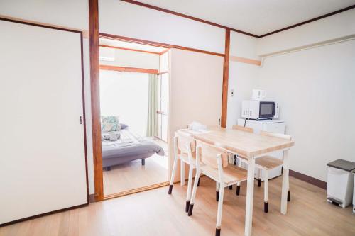 302Room 1 Stop from Ikebukuro Entire 33m on 3st Floor 2 Bedrooms for up to 6 Guests 3Minute Walk to Don Quijote