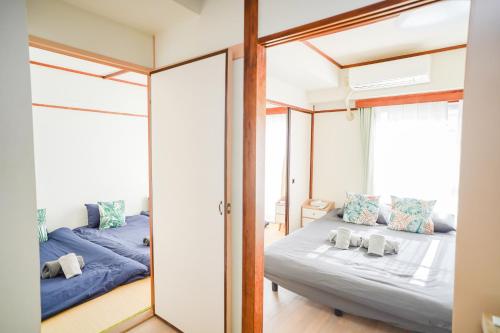 302Room 1 Stop from Ikebukuro Entire 33m on 3st Floor 2 Bedrooms for up to 6 Guests 3Minute Walk to Don Quijote