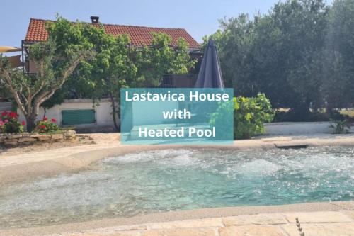Lastavica House with Heated Pool