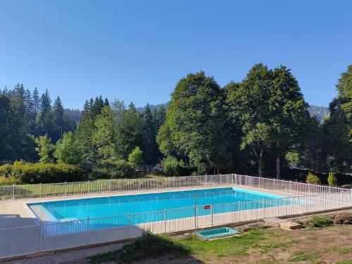 Grand Studio lumineux dans le Jura