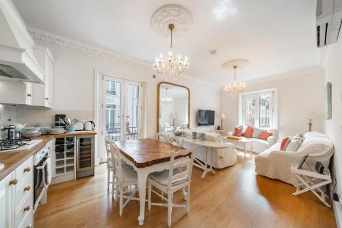 Truly amazing 3 bedrooms Cannes center!!