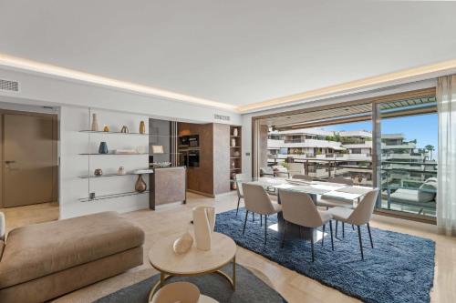 REF 1244 - Cannes Back Croisette - Sea view apartment for rent