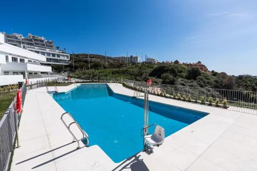 Family Friendly 3BR Apartment l Pool and Terrace photo 11