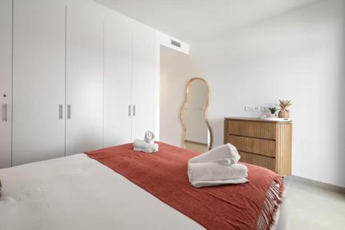Family Friendly 3BR Apartment l Pool and Terrace photo 13