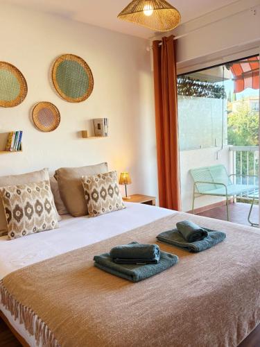 Cozy renovated flat with city view