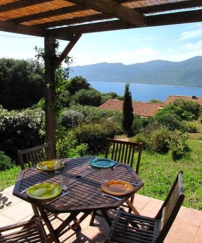 Rare villa magnifique vue mer résidence piscine chauffée mer & maquis