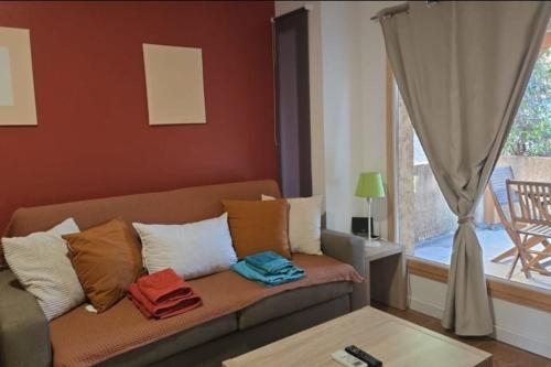 Villa 4 à 5 pers T2 climatisée & wifi résidence piscine et mer à pied