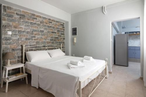 Cozy Corner in Petralona