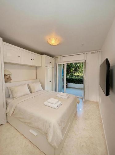 Long Beach Apartment Cannes
