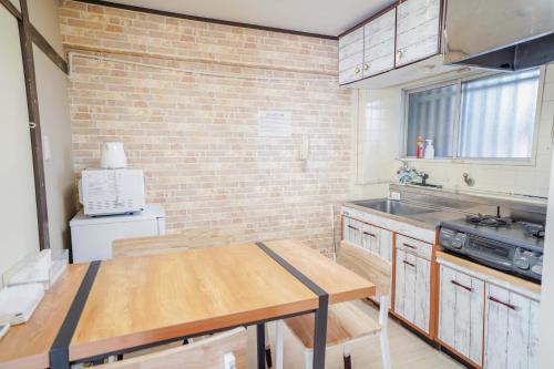 402Room 1 Stop from Ikebukuro Entire 35m on 4st Floor 2 Bedrooms for up to 6 Guests 3Minute Walk to Don Quijote
