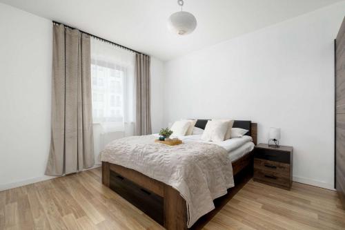 Bright One-Bedroom Apartment Functional Interiors Remote Working by Noclegi Renters